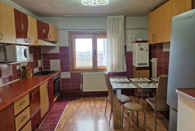 Apartament cu 3 camere decomandat în 1 Decembrie - 8