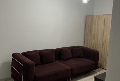 Garsonieră semidecomandată în Titan