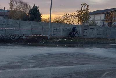 Teren de 400 mp, în Bariera Vâlcii