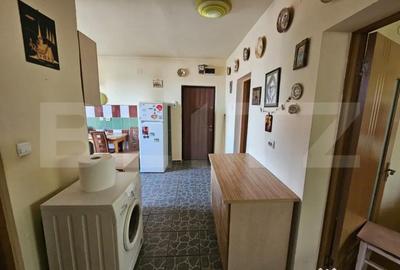 Apartament cu 3 camere decomandat în Calea Moldovei - 3