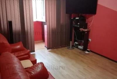 Apartament cu 3 camere decomandat în Brăilița - 3