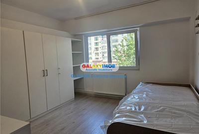 Apartament cu 3 camere decomandat, mobilat în Micro 11 - 12