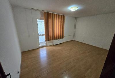 Apartament cu 3 camere decomandat în Vest - 4