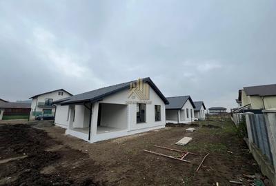 Casa 4 camere  Sanpetru Comision 0 - 2