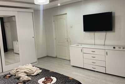 Garsonieră decomandată, mobilată în Decebal - 1