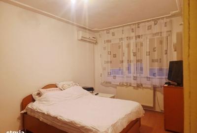 Apartament cu 3 camere decomandat în Vest