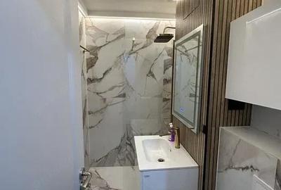 Garsonieră semidecomandată în Titan