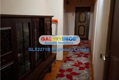 Apartament cu 3 camere decomandat, mobilat în Băneasa