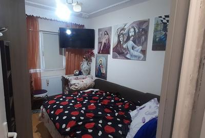 Apartament cu 4 camere decomandat în Central - 3