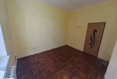 Apartament cu 2 camere decomandat în Central - 8
