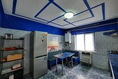 Apartament cu 3 camere decomandat în Mircea-Vodă - 2