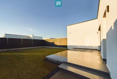 Duplex modern, pe parter, amplasat intr-o zona lini?ti... - 1