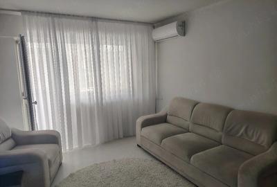 Apartament cu 3 camere decomandat în Central - 2