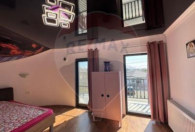 Casa noua cu 4 camere de vanzare in Zimandcuz - 12