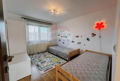 Vila de vanzare cu potential turistic - Valea Mare Pravat - 9