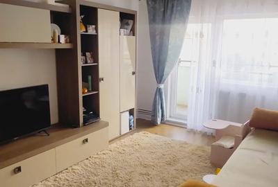 Inchiriez apartament Alfa, langa sta?ia de tramvai - 2