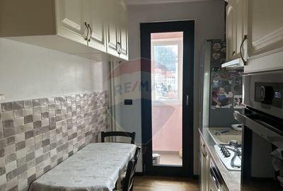 Apartament cu 3 camere decomandat în Central - 10