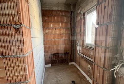 Casă cu 4 camere cu Teren 300 Mp în Șura Mică - 16