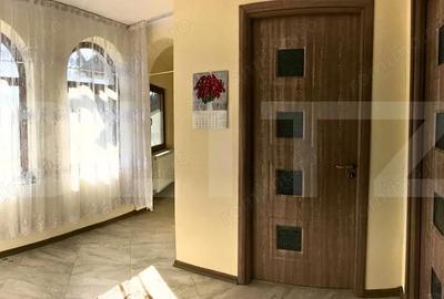 Casă cu Teren 1250 Mp în Central - 3