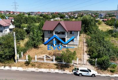 Casă cu 6 camere cu Teren 640 Mp în Ciurbești - 13