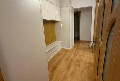 Apartament cu 3 camere decomandat, mobilat în Mihai Bravu - 4