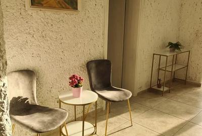 Vand apartament spa?ios, decomandat Baile Felix, Str. Beiu?ului nr. 9 (aprox. 100 m de ?trand) - 1