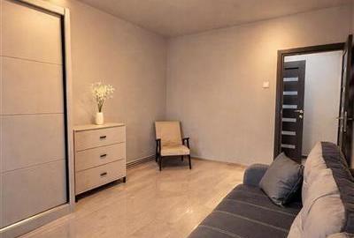 Garsonieră decomandată, mobilată în Tractorul - 6