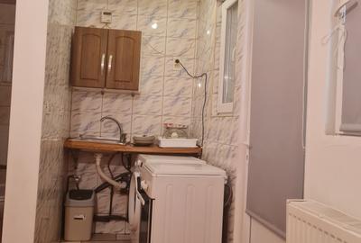 Camera de 15 mp situata intr-o casa individuala- curte comuna - Sos Chitilei - 2