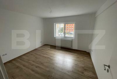 Apartament 3 camere, Decomandat, Sebes, Fara TVA