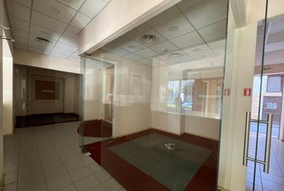Spa?iu comercial ultracentral de inchiriat 165 mp, Bd. - 25