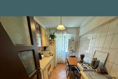 Apartament cu 3 camere decomandat în Central - 4