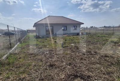 Casă cu 4 camere cu Teren 570 Mp în Central - 10