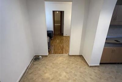 Inchiriere Apartament 3 Camere Semidecomandat Aparatorii Patriei-Samoila Dumitru - 8
