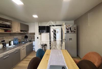 Apartament cu 4 camere pe doua niveluri in zona Stefan cel Mare, garaj - 8