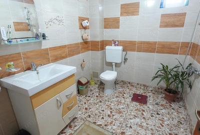 Casă cu Teren 18 Mp în Cătălina - 6