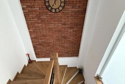 Casă cu 4 camere în Central - 4