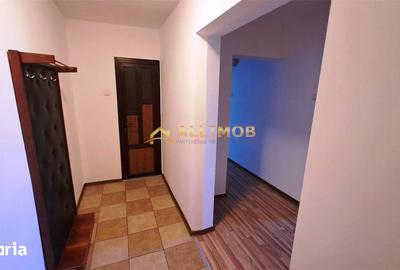 Apartament cu 3 camere decomandat în Central - 11