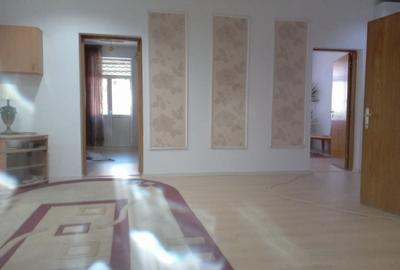 De vanzare Apartament 3 camere + pod in Vila, Vasile Lascar - Eminescu - 6