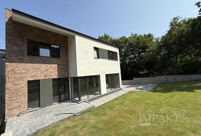 Case cuplate la liziera padurii , ideale pentru 2 familii ! - 38