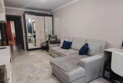 2 camere in zona Complexului Studentesc