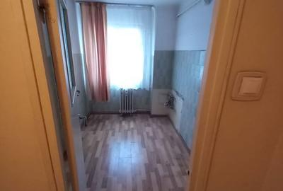 Apartament cu 2 camere semidecomandat în Andrei Mureșanu - 1
