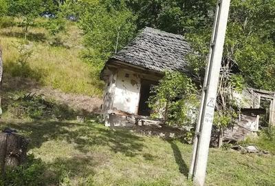 Teren de 1760 mp, în Central - 5