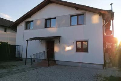 Casă cu 6 camere cu Teren 305 Mp în Central - 5