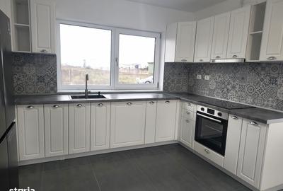 Casă cu 4 camere în Sântion - 30