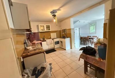 Casă cu 5 camere cu Teren 3700 Mp în Debarcader - 10