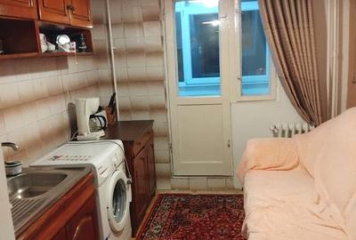 Basarabia - 3 camere , 2 bai, posibilitate montare centrala - 15