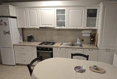 Apartament cu 2 camere semidecomandat în Dumbrăvița