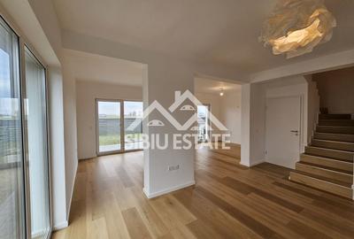 Duplex cu 4 camere cu Canalizare în Șura Mică - 2