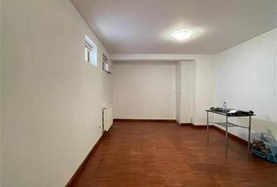 Casă individuală cu 5 camere cu Canalizare în Ultracentral - 31