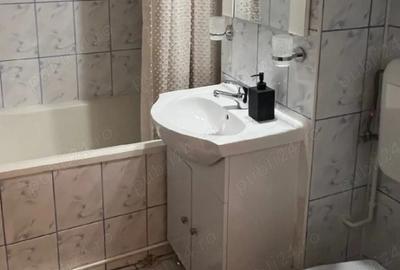 Garsonieră decomandată în Tractorul - 8